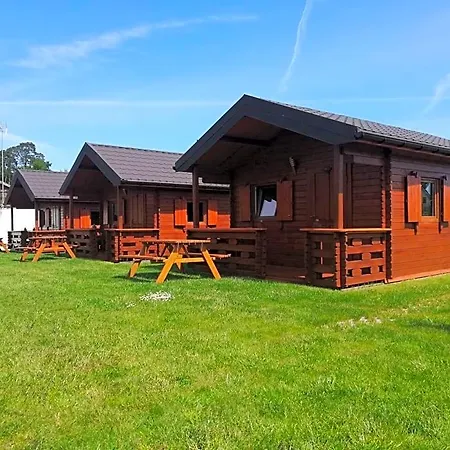Lodge Letniskowe *